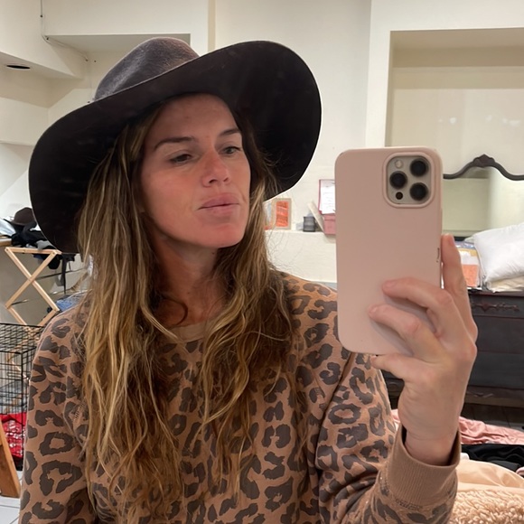 My only wool brown hat - Picture 5 of 6